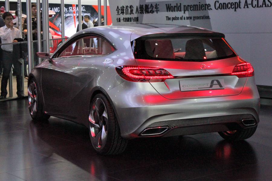  Mercedes-Benz A-Class Concept 2011 года  (фото 12 из 129)